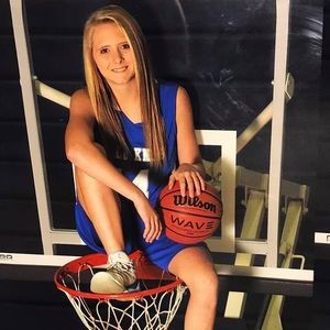 Meet your Posher, Kristina